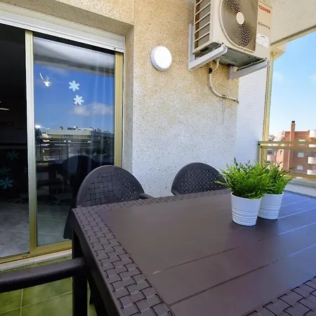 Bahia Apartment La Pineda